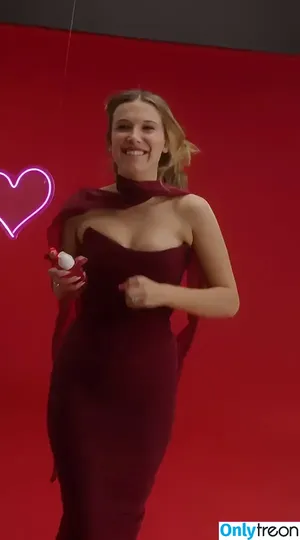 Millie Bobby Brown / milliebobbybrown nude photo #5743