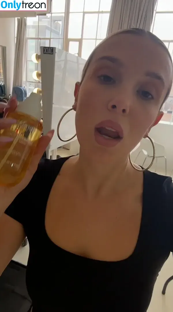 Millie Bobby Brown nude photo #5573 (milliebobbybrown)