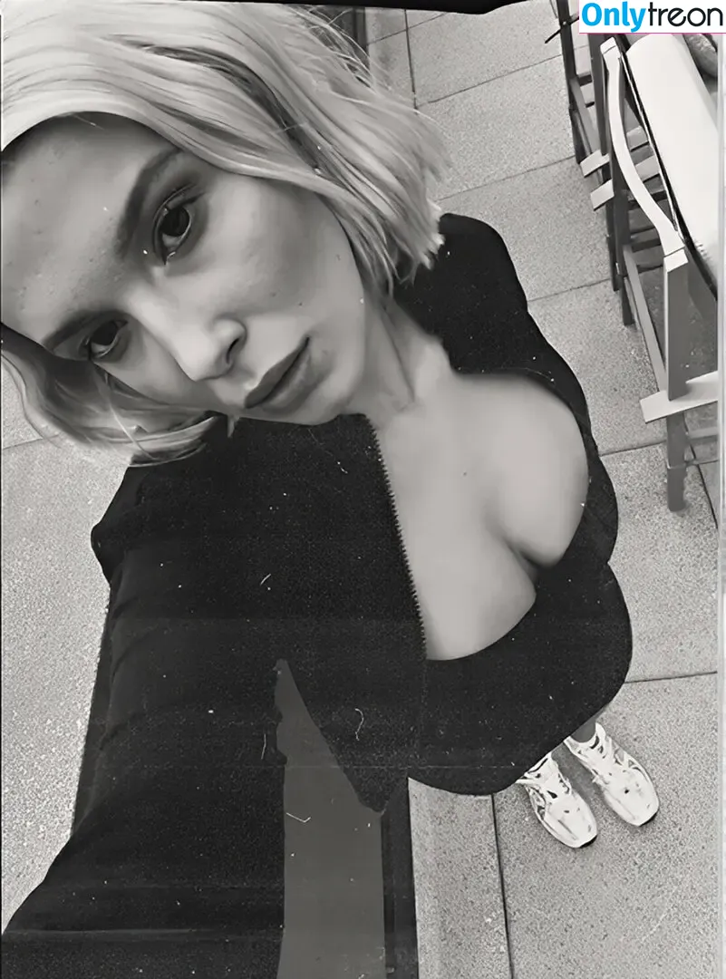 Millie Bobby Brown nude photo #5896 (milliebobbybrown)