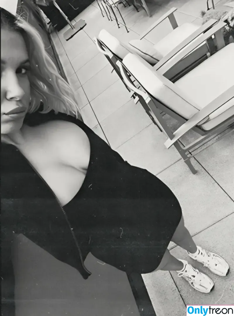 Millie Bobby Brown nude photo #5907 (milliebobbybrown)