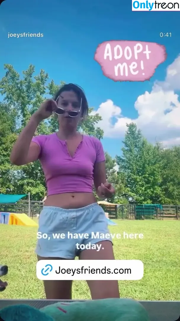 Millie Bobby Brown nude photo #5975 (milliebobbybrown)