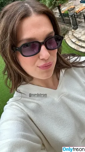 Millie Bobby Brown / milliebobbybrown nude photo #6095