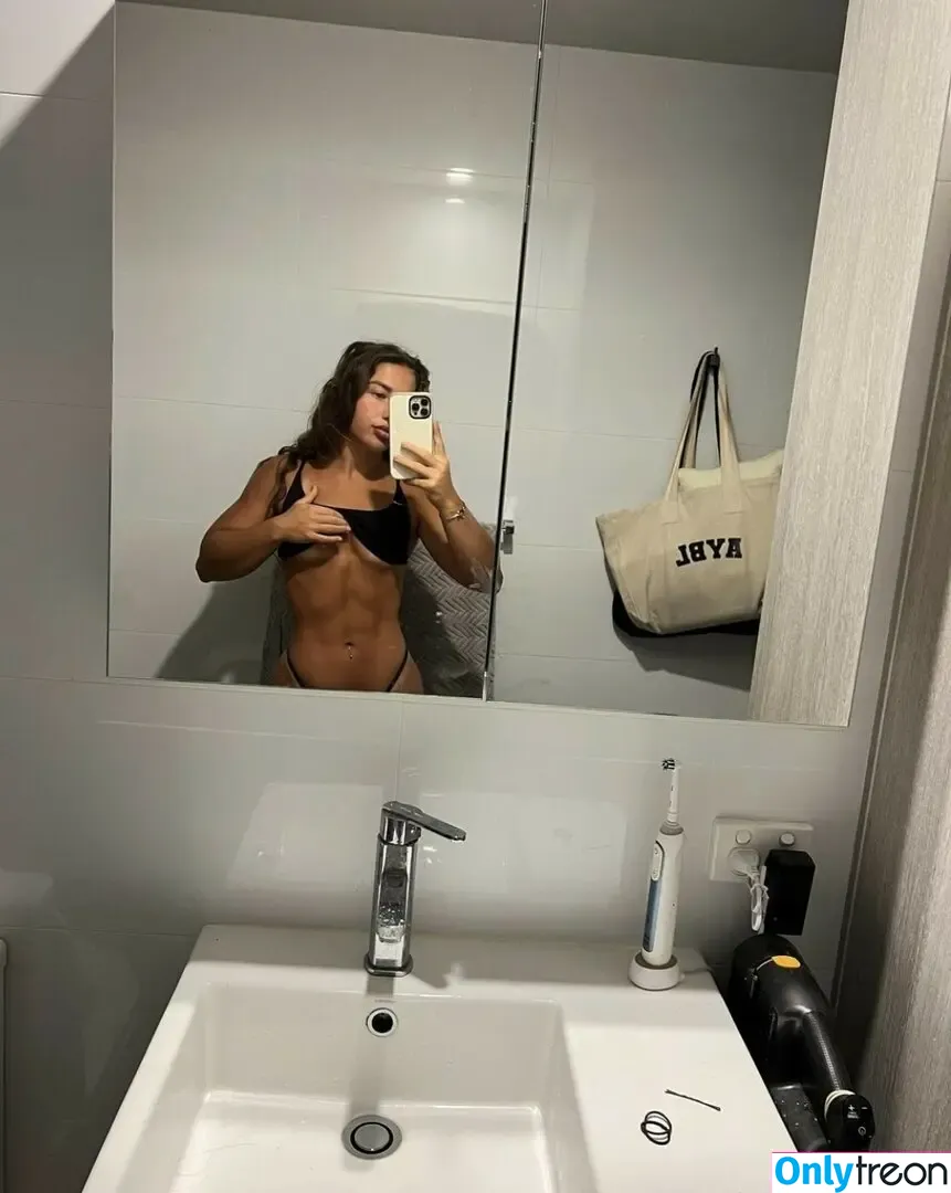 Millie Marshall nude photo #0024 (marshall1824 / millie_marshall)