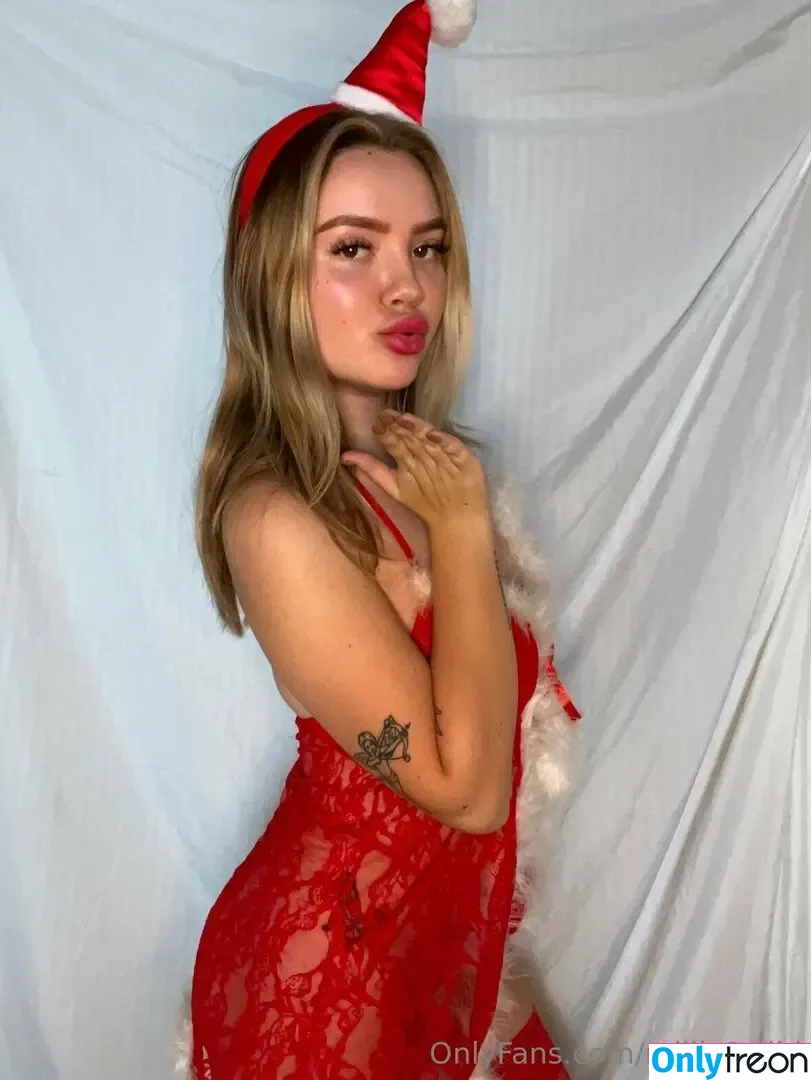 millie2wild nude photo #0026 (millie2wild)