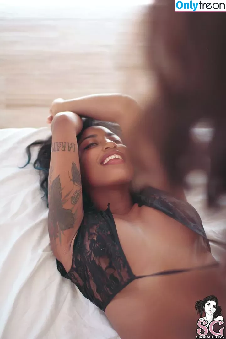 Milloux nude photo #0093 (millouxsuicide)
