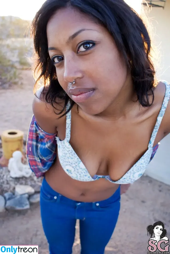 Milloux nude photo #0596 (millouxsuicide)