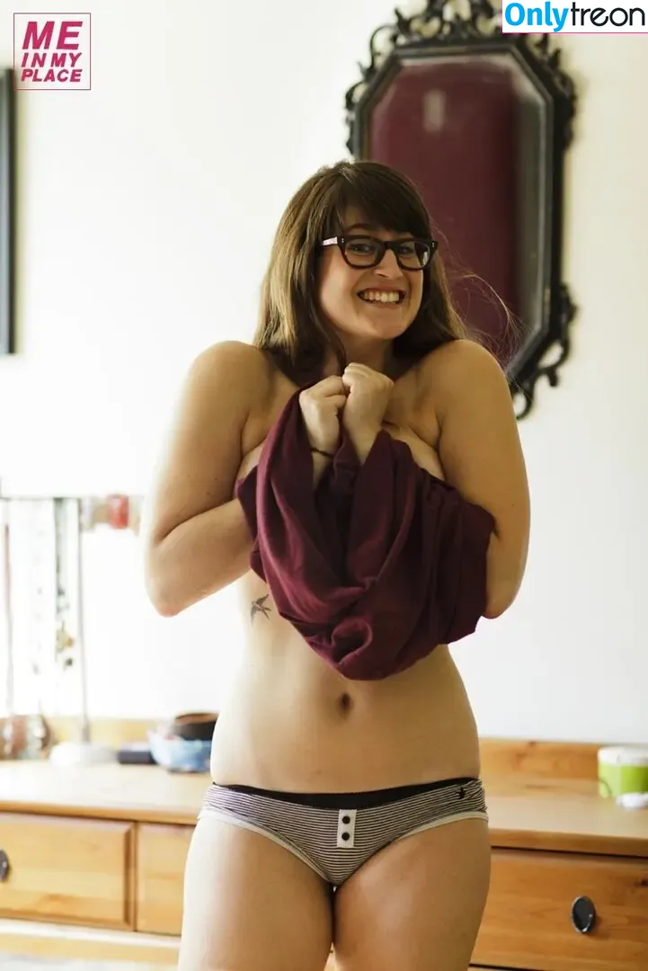 MIMP nude photo #0059 (Me In My Place / meinmyplace / u111922061)