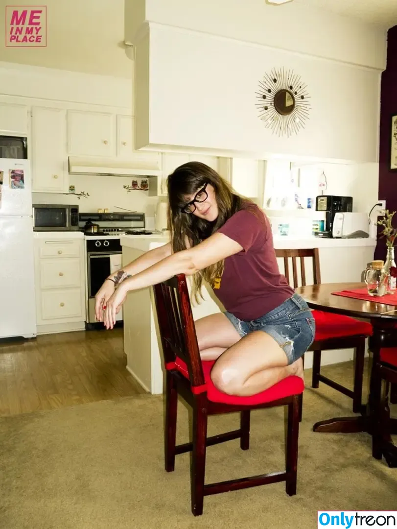 MIMP nude photo #0063 (Me In My Place / meinmyplace / u111922061)