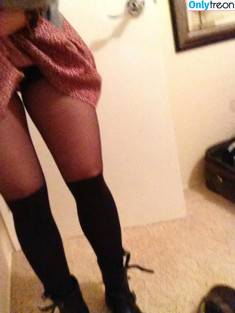 MIMP nude photo #0458 (Me In My Place / meinmyplace / u111922061)