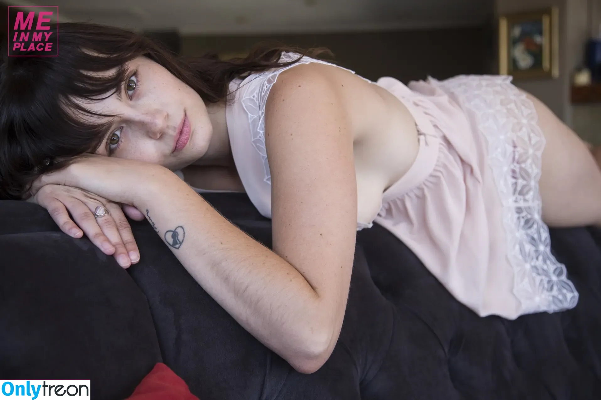 MIMP nude photo #1228 (Me In My Place / meinmyplace / u111922061)