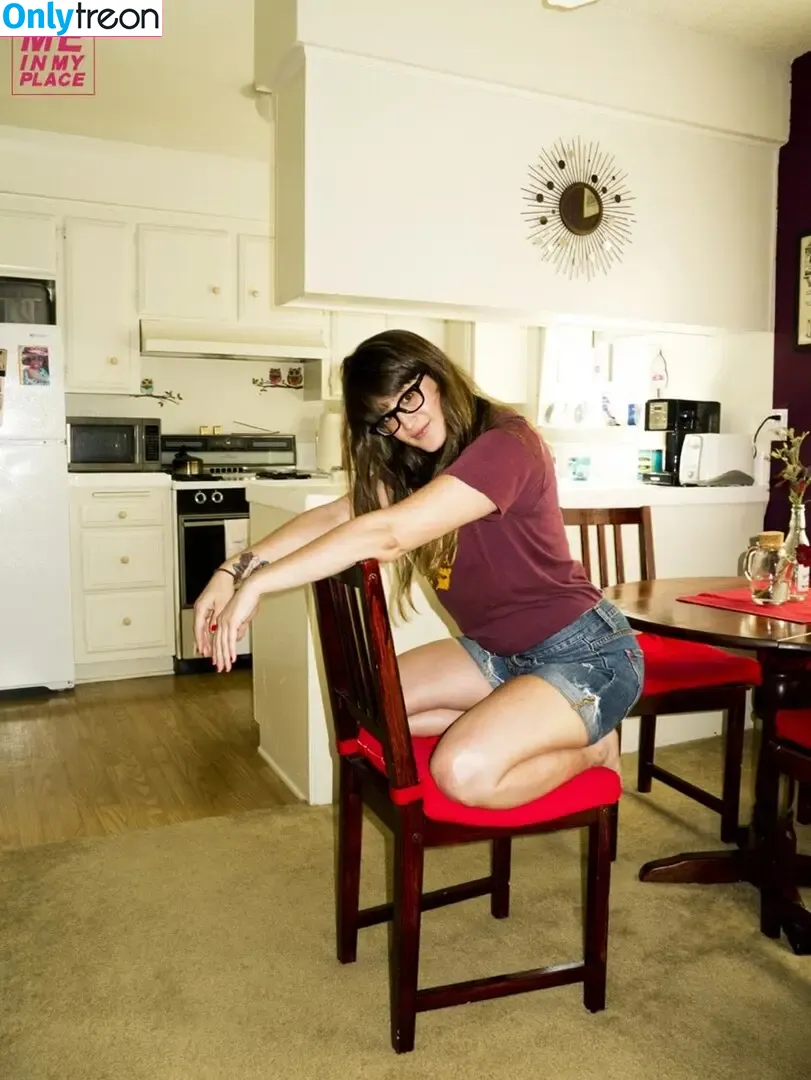 MIMP nude photo #1297 (Me In My Place / meinmyplace / u111922061)