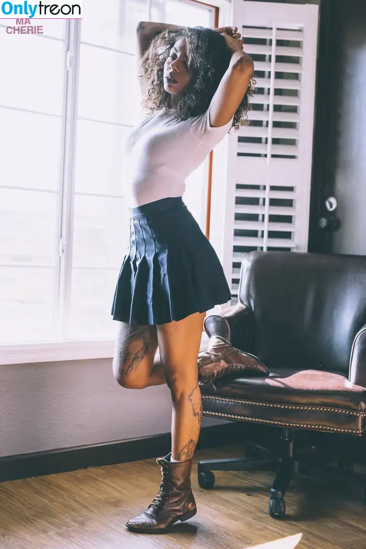 MIMP nude photo #1688 (Me In My Place / meinmyplace / u111922061)