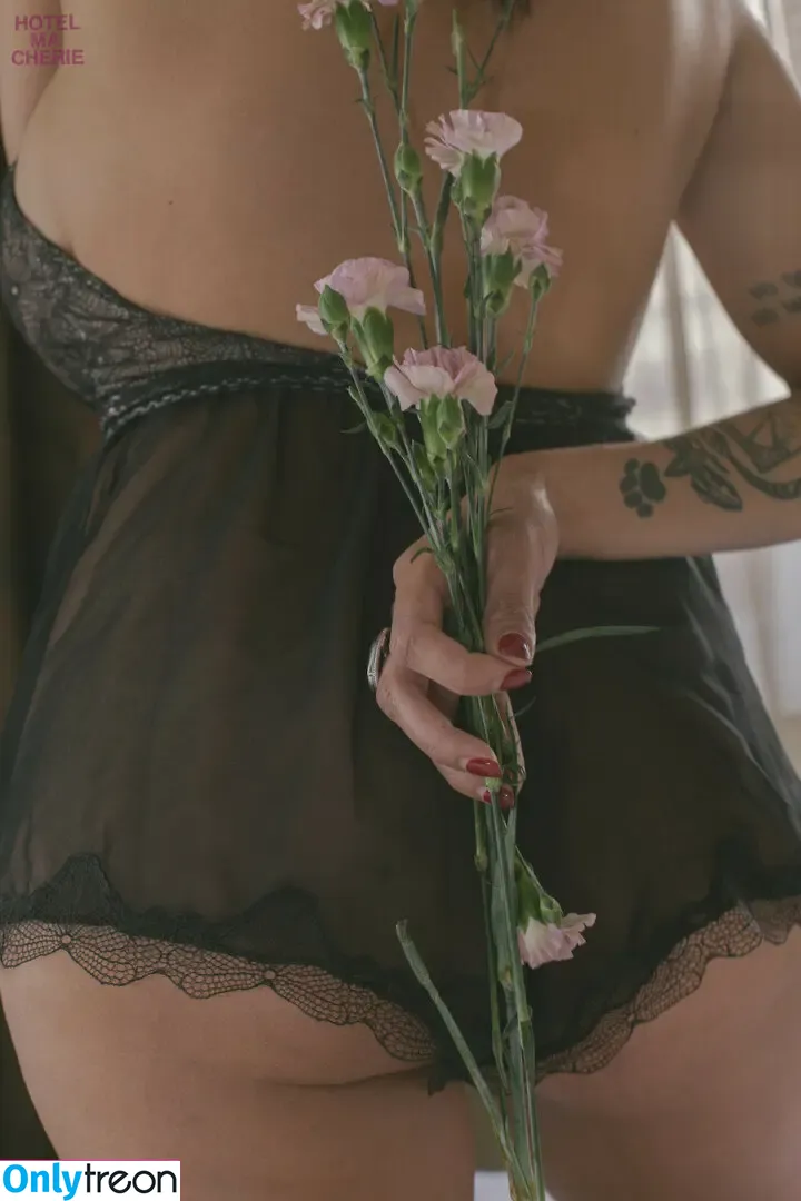MIMP nude photo #1724 (Me In My Place / meinmyplace / u111922061)
