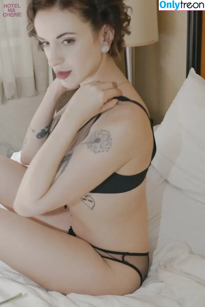 MIMP nude photo #2059 (Me In My Place / meinmyplace / u111922061)