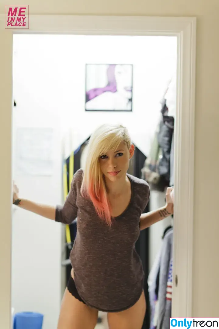 MIMP nude photo #3173 (Me In My Place / meinmyplace / u111922061)