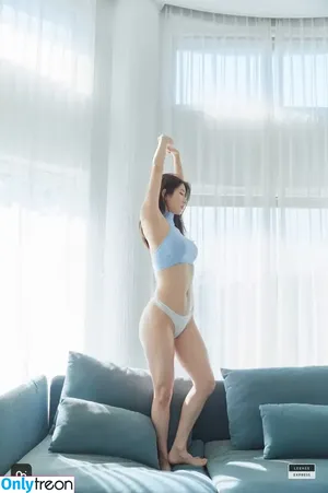 Min.E / 93.sss nude photo #0416
