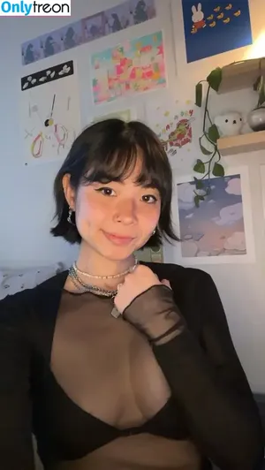 Mina Makes Noise / imminamakesnoise / minamakesnoise nude photo #0022