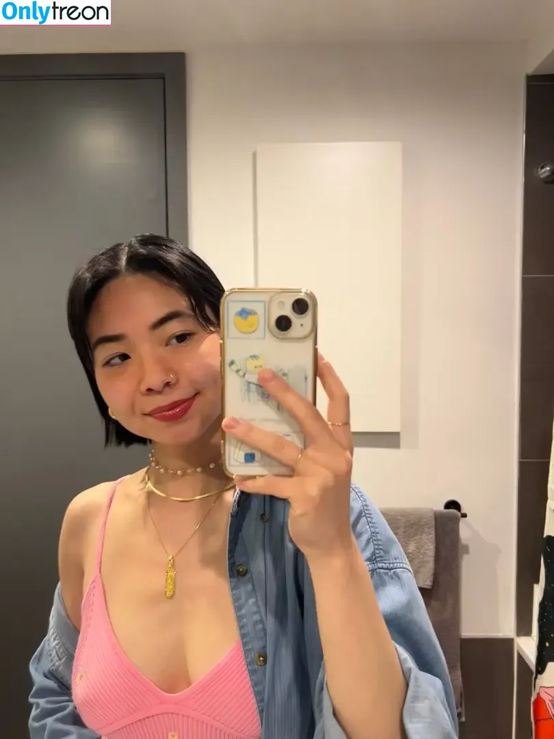 Mina Makes Noise nude photo #0037 (imminamakesnoise / minamakesnoise)