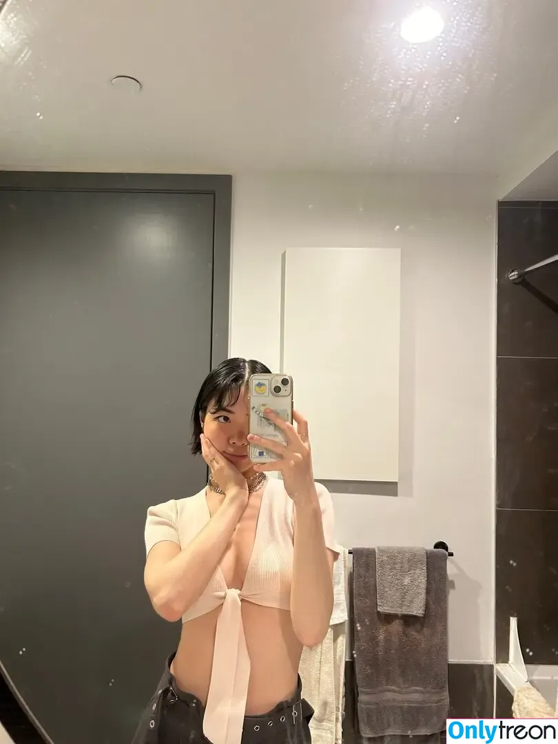 Mina Makes Noise nude photo #0042 (imminamakesnoise / minamakesnoise)