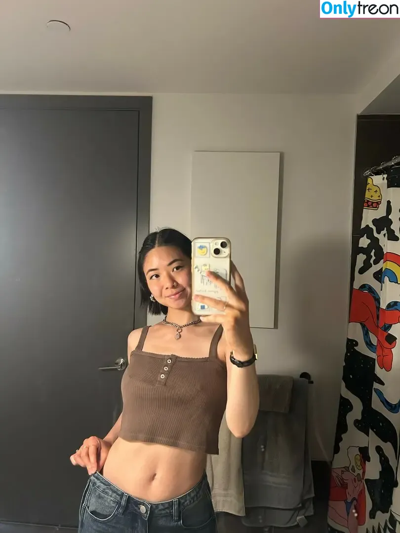 Mina Makes Noise nude photo #0045 (imminamakesnoise / minamakesnoise)