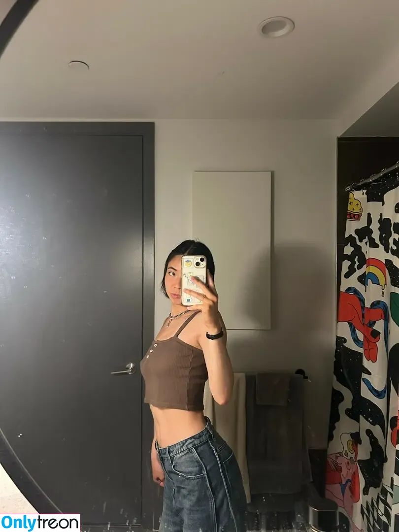 Mina Makes Noise nude photo #0046 (imminamakesnoise / minamakesnoise)