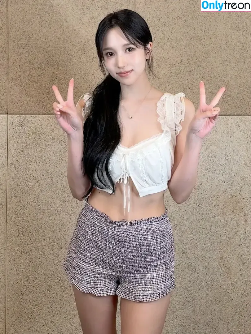 Mina Myoi nude photo #0024 (TWICE / latinamina / mina_sr_my)