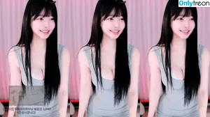 mina8017 / malang_sohee / 말랑소히♥ nude photo #0033