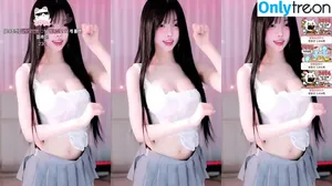 mina8017 / malang_sohee / 말랑소히♥ nude photo #0041