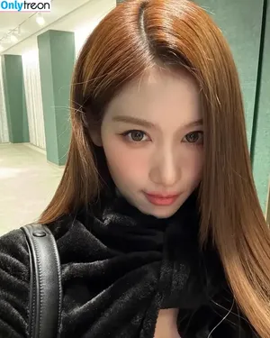Minatozaki Sana (TWICE) / m.by__sana nude photo #0007