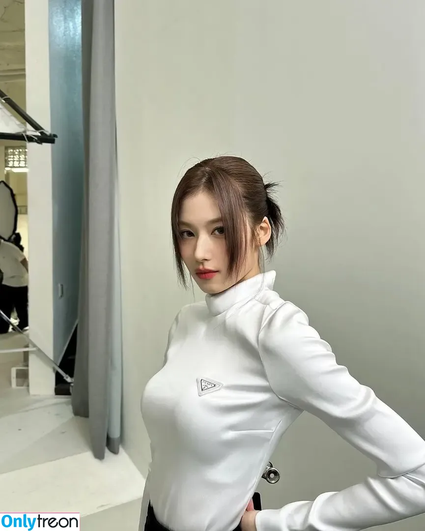 Minatozaki Sana (TWICE) nude photo #0002 (m.by__sana)