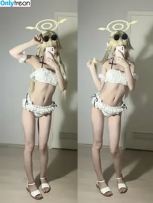  nude photo #0004