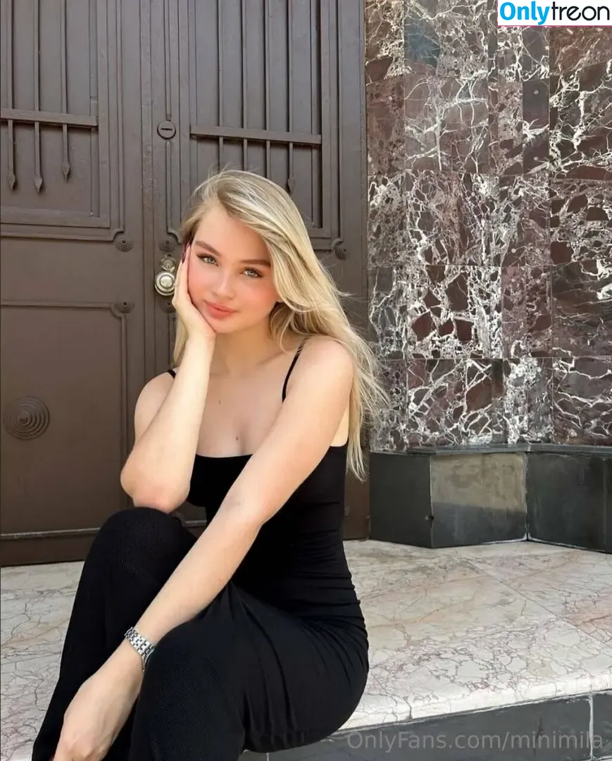 minimila nude photo #0020 (Mini Mila / mini.mi_la)