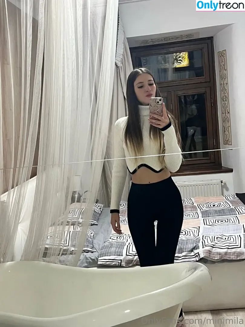 minimila nude photo #0060 (Mini Mila / mini.mi_la)