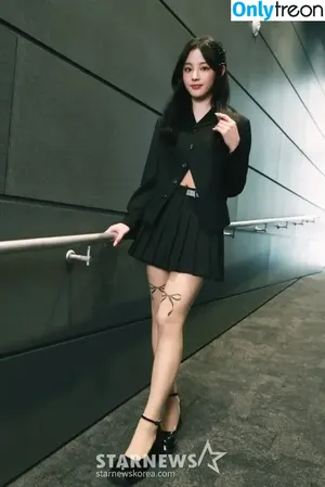Minji / lovres_min__ / miniwithtattoos / newjeans_official nude photo #0248