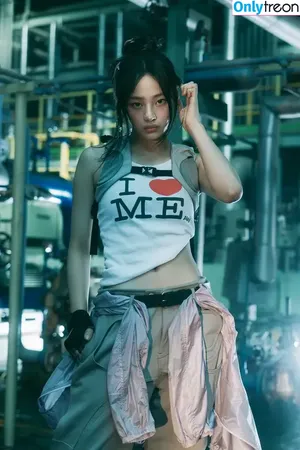 Minji / lovres_min__ / miniwithtattoos / newjeans_official nude photo #0590