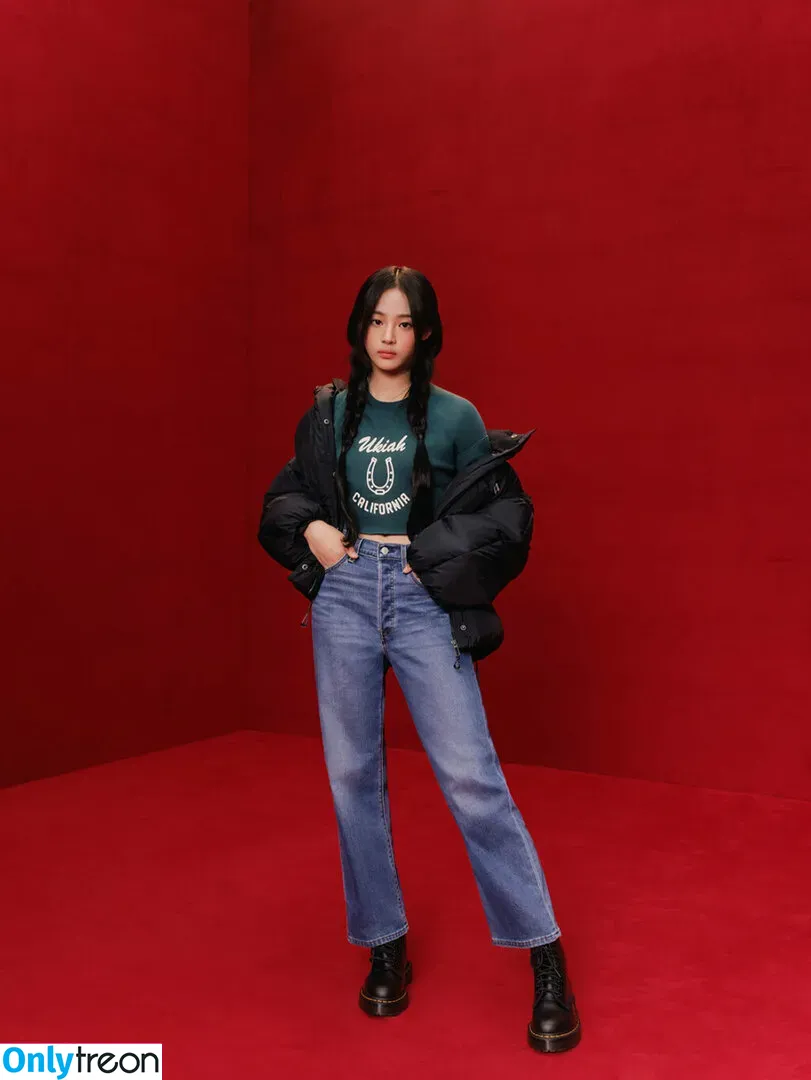 Minji nude photo #0030 (lovres_min__ / miniwithtattoos / newjeans_official)