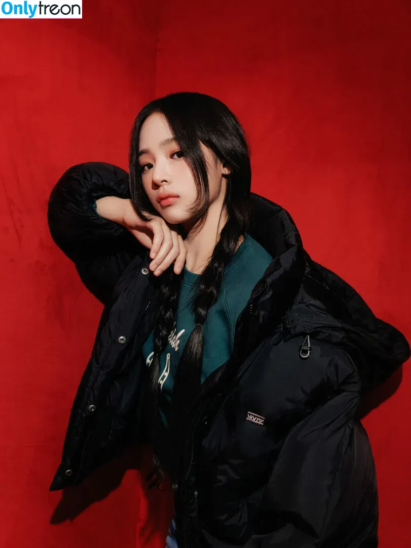 Minji nude photo #0051 (lovres_min__ / miniwithtattoos / newjeans_official)