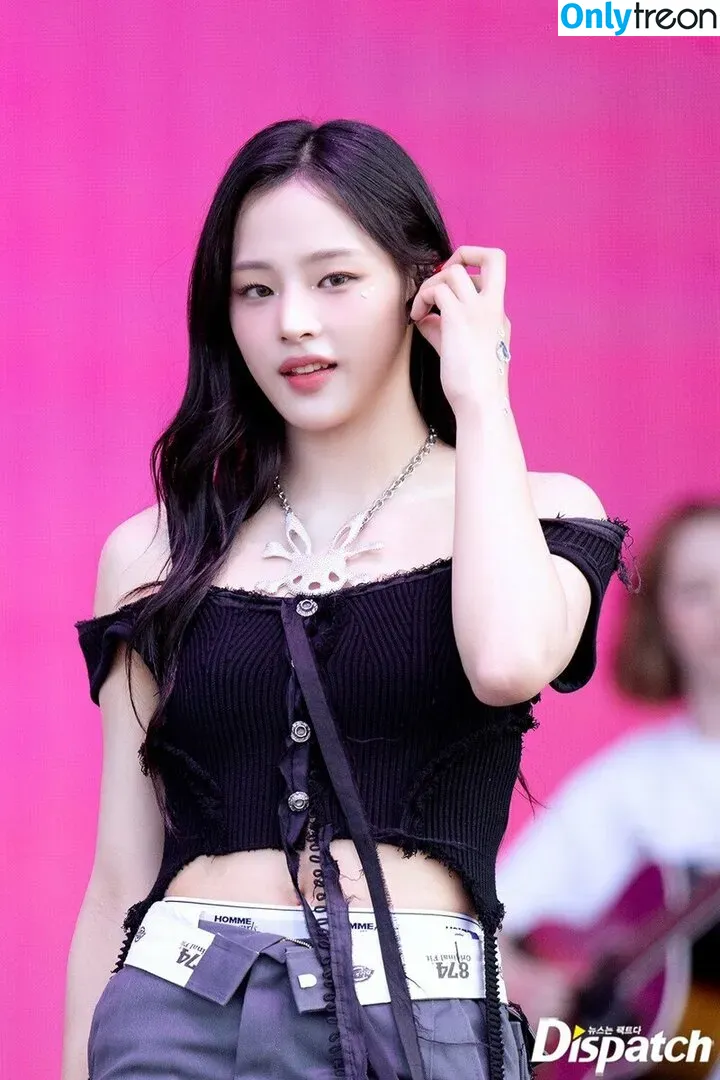 Minji nude photo #0070 (lovres_min__ / miniwithtattoos / newjeans_official)