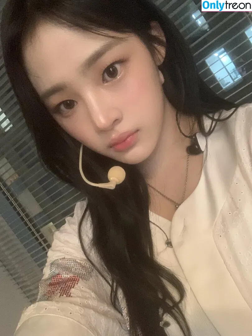 Minji nude photo #0188 (lovres_min__ / miniwithtattoos / newjeans_official)