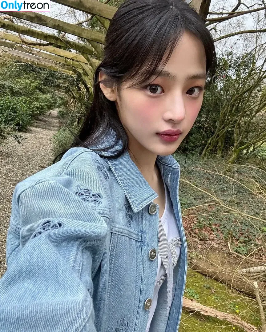 Minji nude photo #0295 (lovres_min__ / miniwithtattoos / newjeans_official)