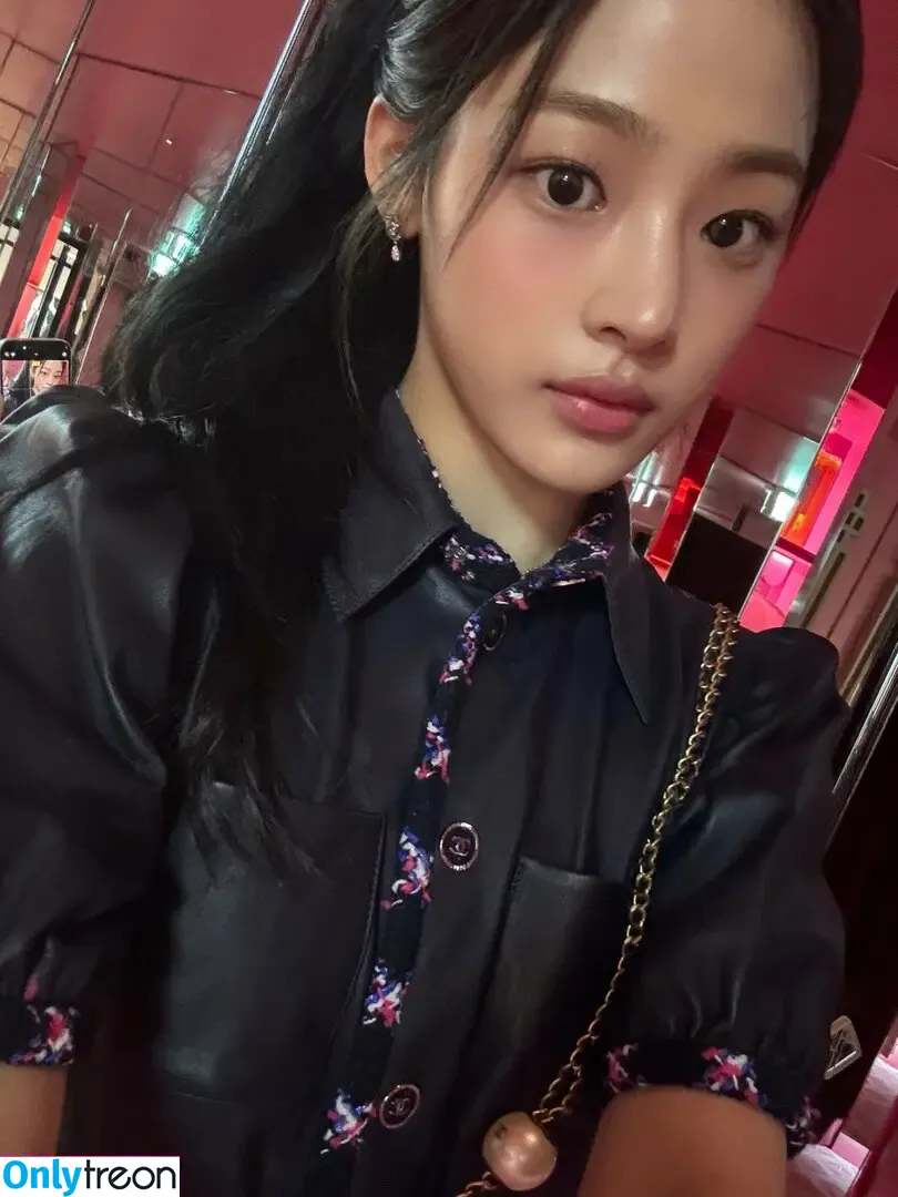 Minji nude photo #0371 (lovres_min__ / miniwithtattoos / newjeans_official)