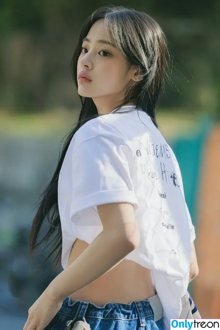 Minji nude photo #0410 (lovres_min__ / miniwithtattoos / newjeans_official)