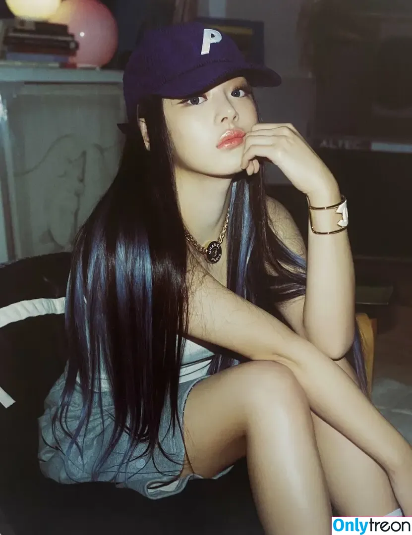 Minji nude photo #0482 (lovres_min__ / miniwithtattoos / newjeans_official)
