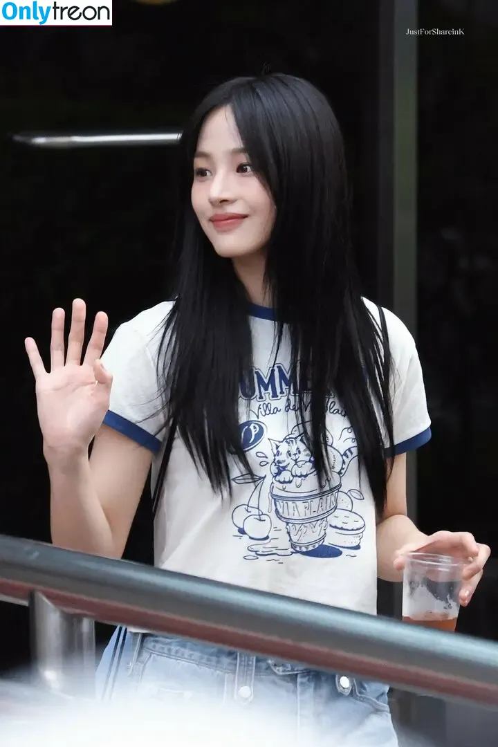 Minji nude photo #0487 (lovres_min__ / miniwithtattoos / newjeans_official)