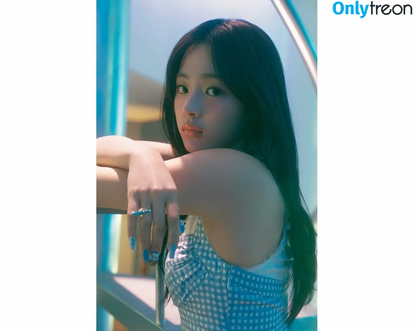 Minji nude photo #0559 (lovres_min__ / miniwithtattoos / newjeans_official)