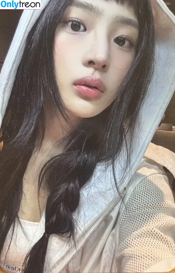 Minji nude photo #0570 (lovres_min__ / miniwithtattoos / newjeans_official)