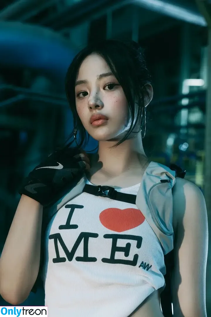 Minji nude photo #0609 (lovres_min__ / miniwithtattoos / newjeans_official)
