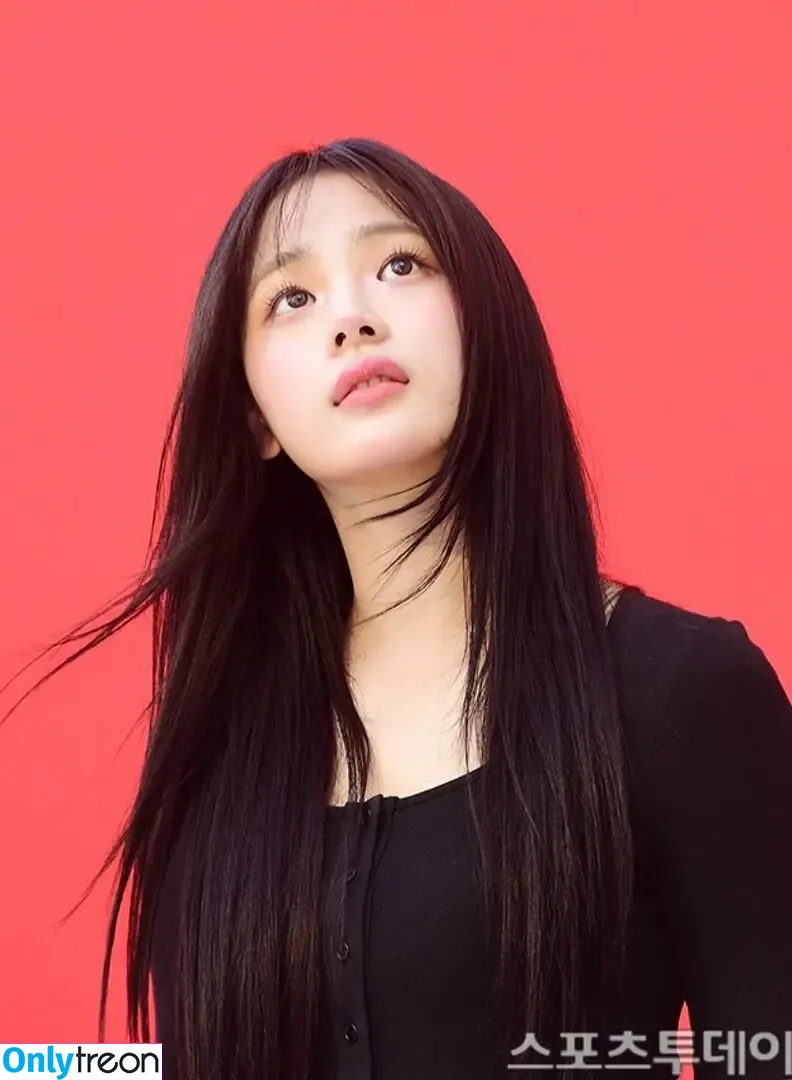 Minji nude photo #0671 (lovres_min__ / miniwithtattoos / newjeans_official)