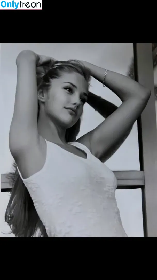 Minka Kelly nude photo #0167 (minkakelly)