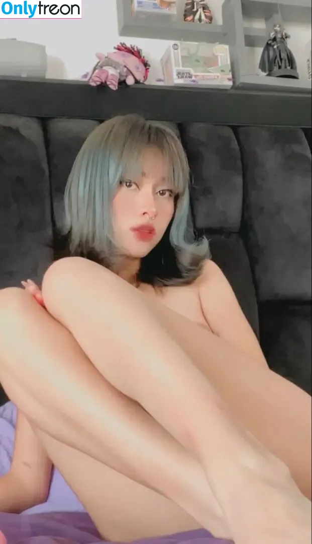 minmil13 nude photo #0038 (min_mil_13)